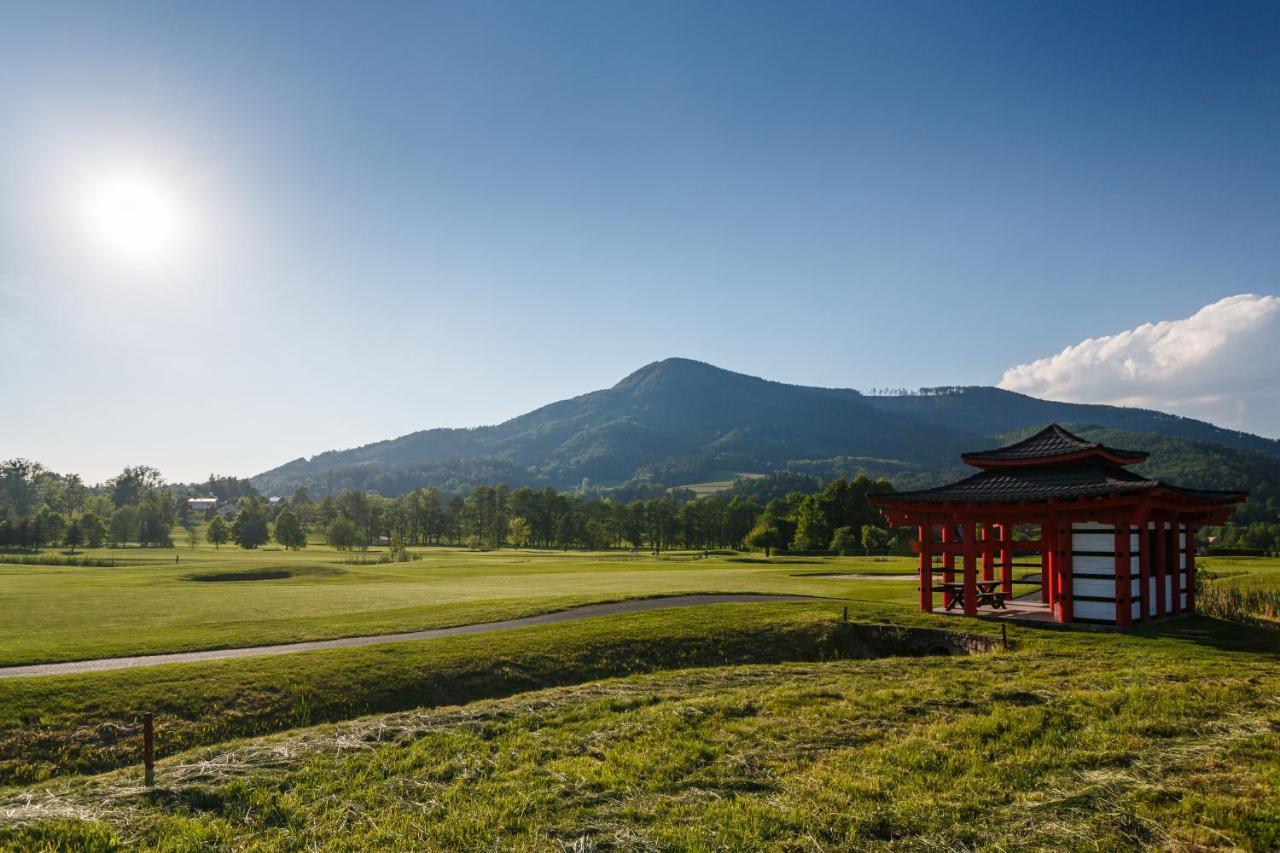 Apartman Na Golfu Čeladná Exteriör bild
