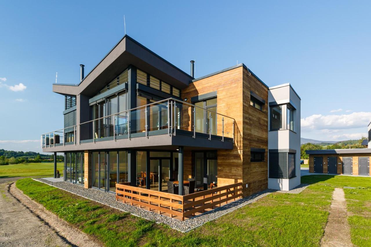 Apartman Na Golfu Čeladná Exteriör bild