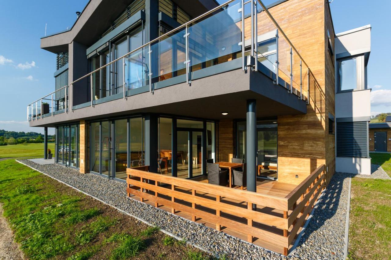 Apartman Na Golfu Čeladná Exteriör bild