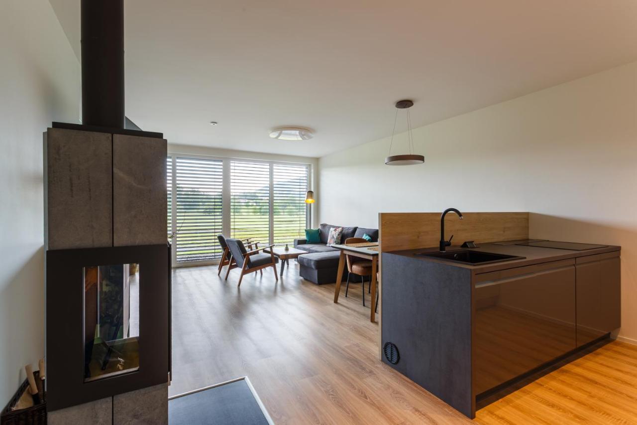 Apartman Na Golfu Čeladná Exteriör bild
