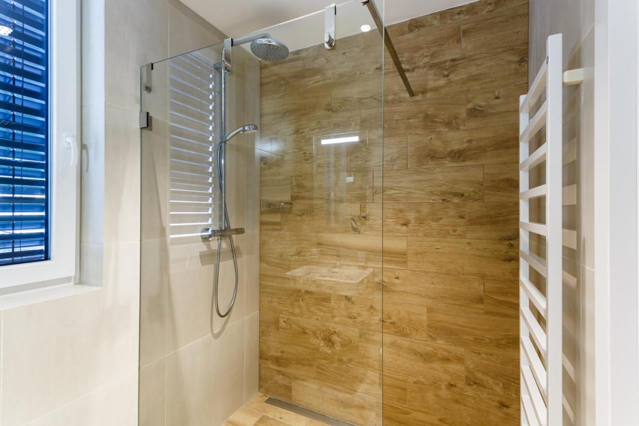Apartman Na Golfu Čeladná Exteriör bild